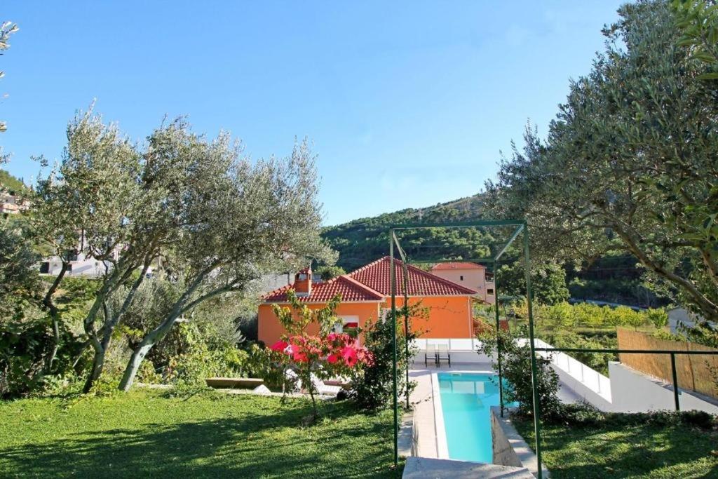 Villa Marietta Equino Donje Sitno Bagian luar foto