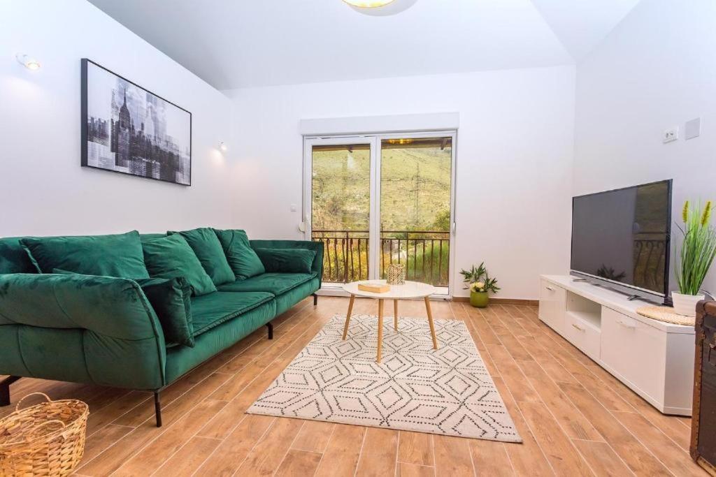 Villa Marietta Equino Donje Sitno Bagian luar foto