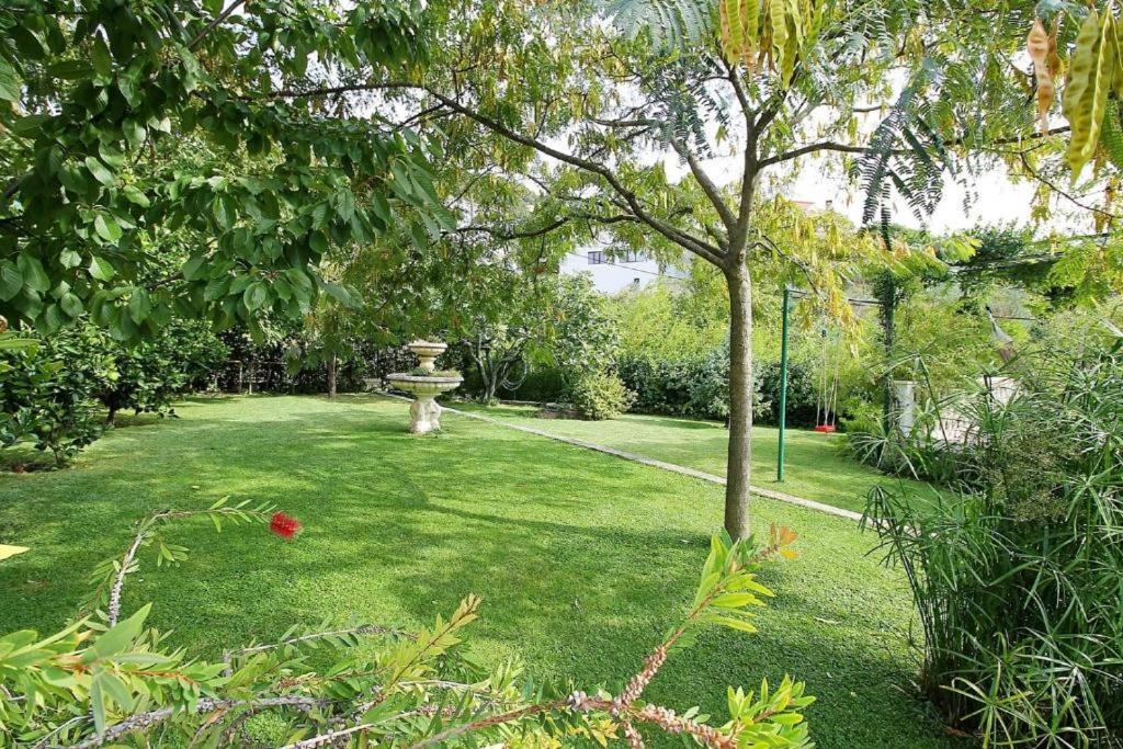 Villa Marietta Equino Donje Sitno Bagian luar foto