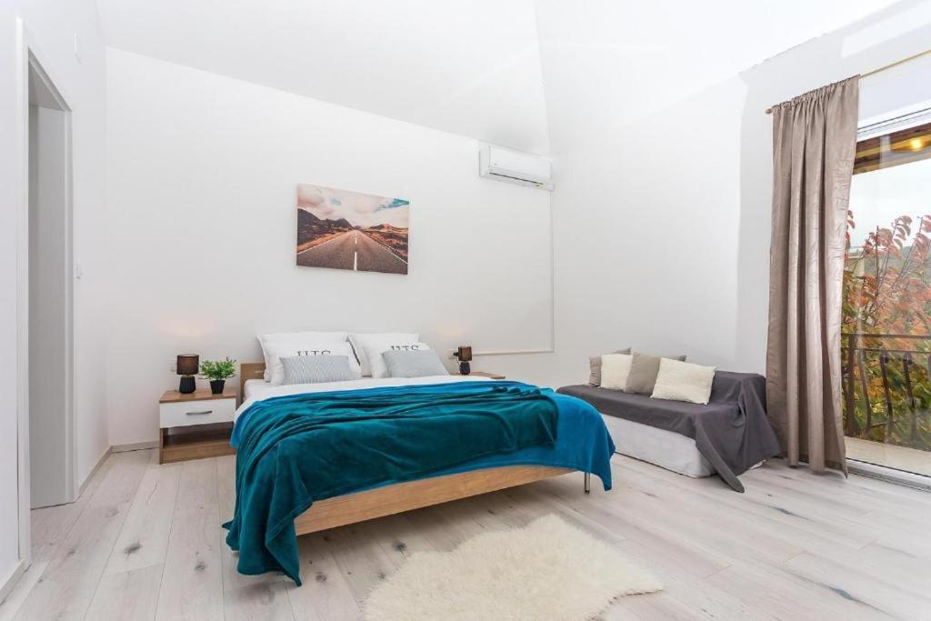 Villa Marietta Equino Donje Sitno Bagian luar foto