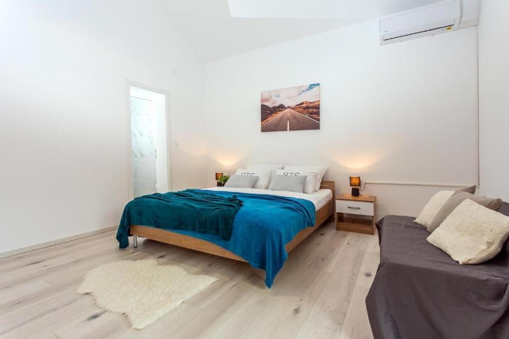 Villa Marietta Equino Donje Sitno Bagian luar foto